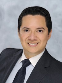 Dr. loan Pablo Palacios, DDS MDS: Orthodontist